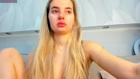 Donna On GMT2 Mon-Fri 3-9 AM online show from April 2026 12:52:01 AM