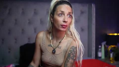  Donna  online show from June 2026 07:38:02 PM