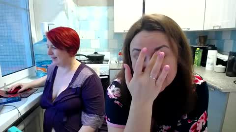 Tatiana 43 curvy sexy body and Joanna redhead 39 years online show from January 2025 07:03:01 AM