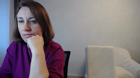 Tatiana 43 curvy sexy body and Joanna redhead 39 years online show from November 2025 09:20:02 AM