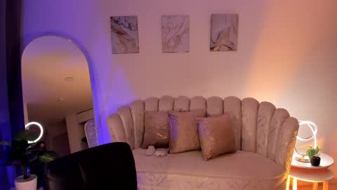  Donna Stonne  online show from February 2026 03:59:01 AM