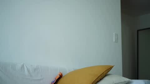 Donatella online show from November 2025 11:56:02 AM