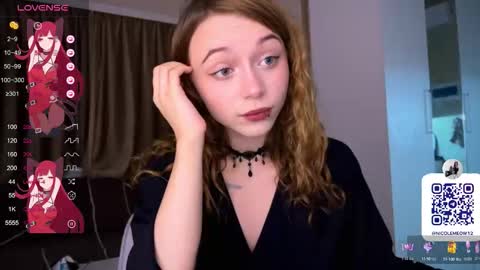 Nicole online show from November 2025 05:56:02 PM