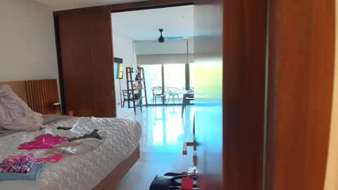 Snapshot of dontpeekmilfnextdoor chatting on March 2026 04:25:01 PM DontPeekMILFNextDoor online show from March 2026 04:25:01 PM