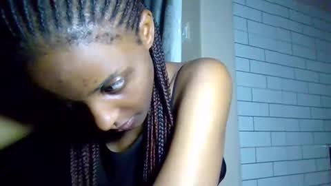 dora05191 online show from September 2025 09:29:02 PM