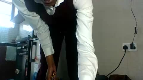 dora05191 online show from September 2025 05:56:01 AM