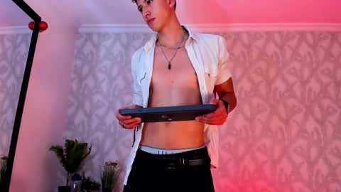 Snapshot of dorian_mystery chatting on December 2024 07:32:01 AM dorian_mystery online show from December 2024 07:32:01 AM