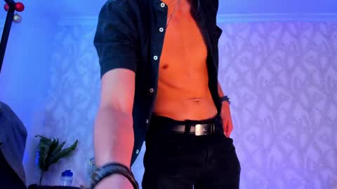 Snapshot of dorian_mystery chatting on January 2025 08:29:02 AM dorian_mystery online show from January 2025 08:29:02 AM