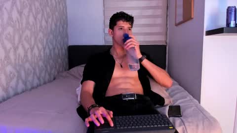 Snapshot of dorian_mystery chatting on February 2025 03:22:01 AM dorian_mystery online show from February 2025 03:22:01 AM