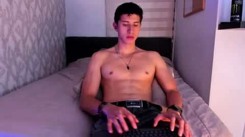 Snapshot of dorian_mystery chatting on February 2025 05:22:01 AM dorian_mystery online show from February 2025 05:22:01 AM