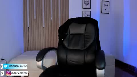 dorian_mystery online show from July 2026 10:57:02 PM