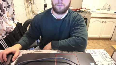 Snapshot of doriancretu95 chatting on December 2024 05:51:02 PM menu below online show from December 2024 05:51:02 PM