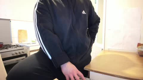 Snapshot of doriancretu95 chatting on January 2025 11:23:02 AM menu below online show from January 2025 11:23:02 AM