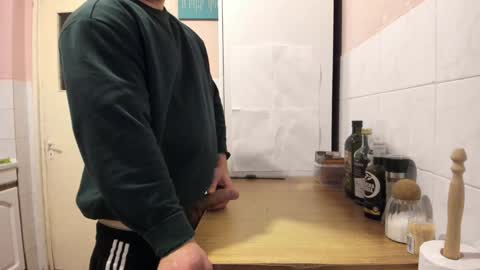 Snapshot of doriancretu95 chatting on January 2025 09:22:01 PM menu below online show from January 2025 09:22:01 PM