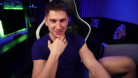 Dorian Reyes online show from December 2024 01:34:01 AM