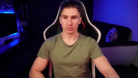 Dorian Reyes online show from January 2025 10:11:02 PM