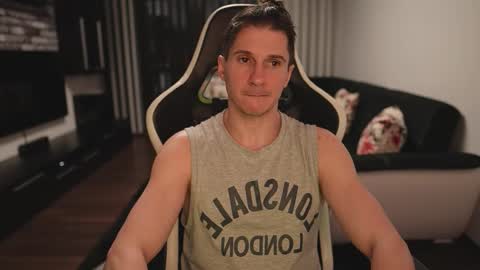 Dorian Reyes online show from March 2026 12:27:01 AM