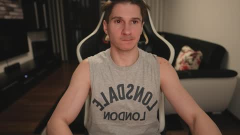 Dorian Reyes online show from April 2026 11:03:01 PM