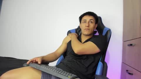 Snapshot of dorman_boy chatting on November 2025 05:06:01 AM dorman_boy online show from November 2025 05:06:01 AM