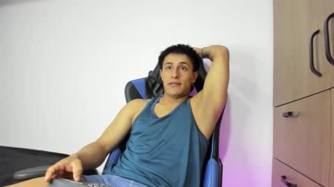 Snapshot of dorman_boy chatting on November 2025 02:11:02 AM dorman_boy online show from November 2025 02:11:02 AM