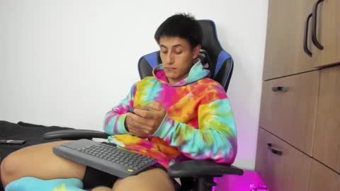 Snapshot of dorman_boy chatting on November 2025 11:32:02 PM dorman_boy online show from November 2025 11:32:02 PM