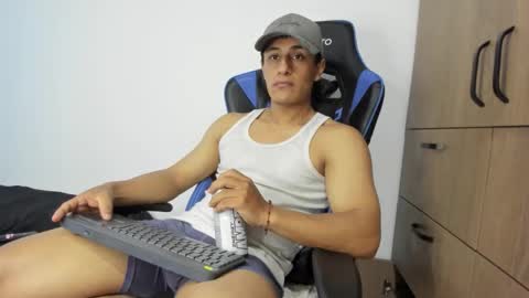 Snapshot of dorman_boy chatting on November 2025 03:22:01 PM dorman_boy online show from November 2025 03:22:01 PM