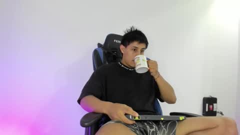 Snapshot of dorman_boy chatting on December 2025 04:29:02 AM dorman_boy online show from December 2025 04:29:02 AM