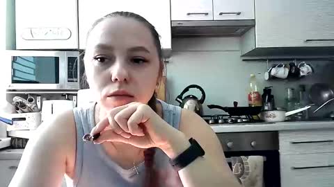 Snapshot of dorrie_ann chatting on February 2025 12:08:01 PM Dorrie Ann online show from February 2025 12:08:01 PM