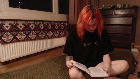 Snapshot of dosbox98 chatting on January 2025 02:45:01 PM stupid ass online show from January 2025 02:45:01 PM