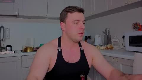 Sasha online show from December 2025 04:57:01 PM