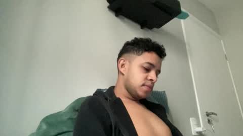 Snapshot of dotadinha chatting on February 2026 02:16:02 PM dotadinha online show from February 2026 02:16:02 PM