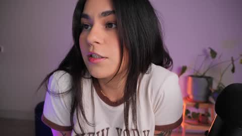 Sara online show from September 2025 01:20:01 AM