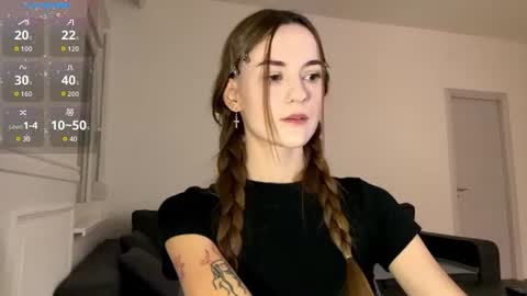 Snapshot of double_sun chatting on July 2026 09:05:02 PM Alice and Mark online show from July 2026 09:05:02 PM