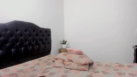 Isabella and Alessandro online show from March 2026 08:59:01 PM