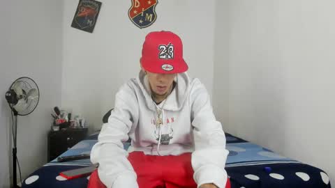 Snapshot of douglas_gallegos chatting on January 2025 03:50:02 AM douglas_gallegos online show from January 2025 03:50:02 AM