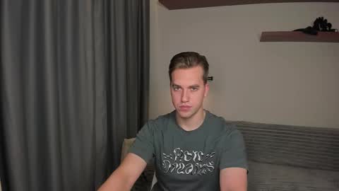 Snapshot of dr_your_dream chatting on September 2025 08:43:01 PM Mervin  online show from September 2025 08:43:01 PM