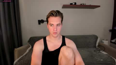 Snapshot of dr_your_dream chatting on October 2025 10:03:02 PM Mervin  online show from October 2025 10:03:02 PM