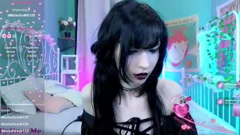 Draculaura online show from March 2025 11:54:01 PM