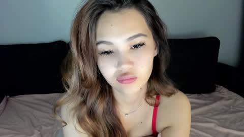 Snapshot of dragon_princesss chatting on December 2024 02:11:02 PM Airi online show from December 2024 02:11:02 PM