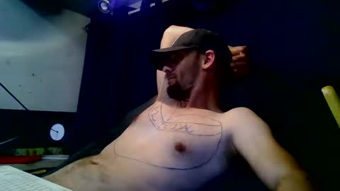 Snapshot of dragonoid96 chatting on March 2026 08:32:02 AM lovemachine online show from March 2026 08:32:02 AM