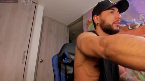 Snapshot of drake_jackson11 chatting on December 2025 11:17:02 AM drake jackson11 online show from December 2025 11:17:02 AM