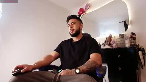 Snapshot of drake_jackson11 chatting on February 2026 11:20:01 AM drake jackson11 online show from February 2026 11:20:01 AM