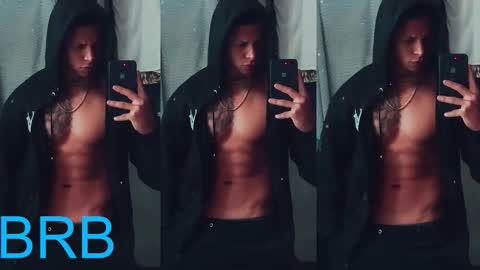 Snapshot of drake_jhonson08 chatting on December 2025 03:23:02 AM Drake online show from December 2025 03:23:02 AM