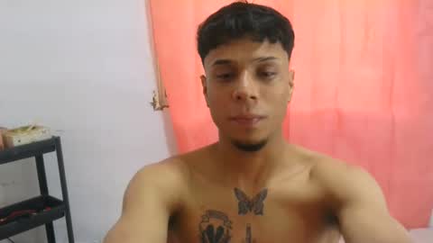 Snapshot of drake_the_kingmaster chatting on February 2025 02:25:02 PM ig kingmaster777 online show from February 2025 02:25:02 PM