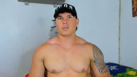 drake_xion1 online show from December 2024 02:14:02 PM