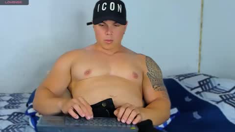 drake_xion1 online show from February 2025 10:42:02 PM