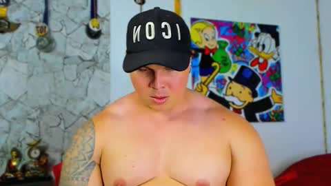 drake_xion1 online show from September 2025 08:31:01 PM