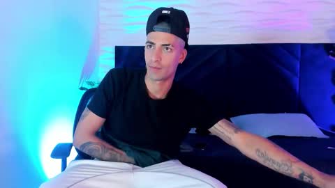 Snapshot of drakeneumann chatting on November 2025 03:38:01 AM Drake Neuman online show from November 2025 03:38:01 AM