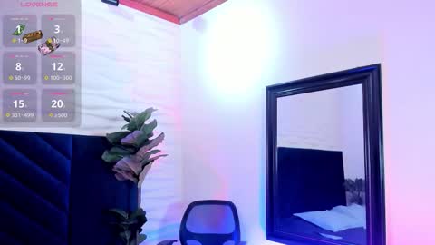 Snapshot of drakeneumann chatting on December 2025 03:33:01 AM Drake Neuman online show from December 2025 03:33:01 AM