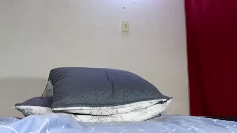 Snapshot of drakesonxx chatting on December 2024 12:51:02 PM Andrs  Independent Model online show from December 2024 12:51:02 PM